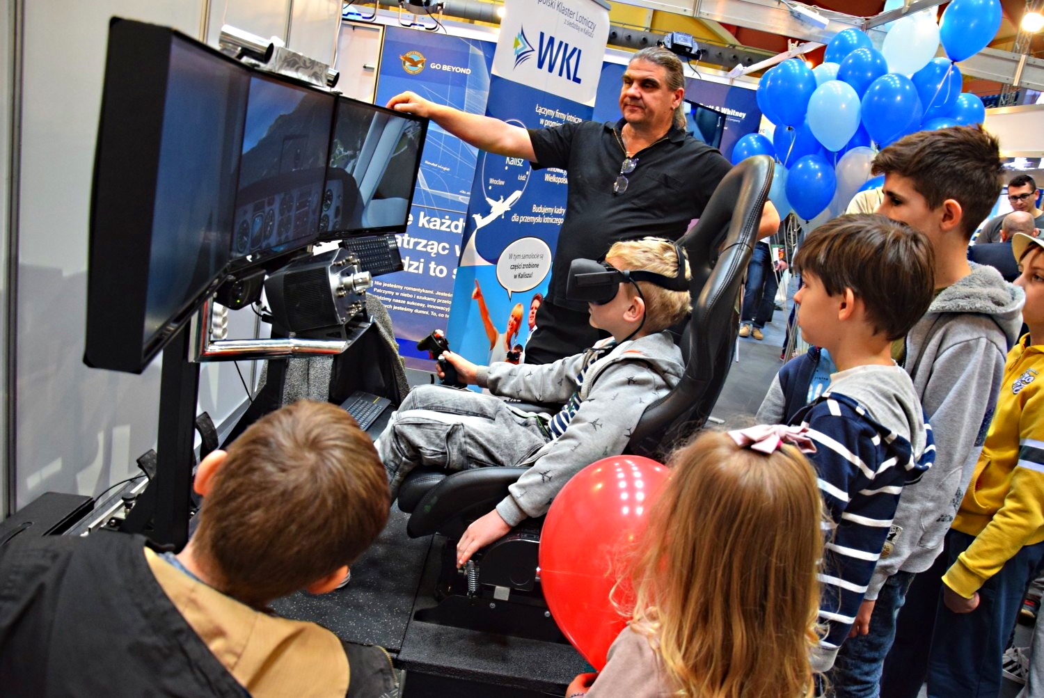 symulator lotu 5d vr atrakcje na imprezy lotnicze, event i piknik lotniczy