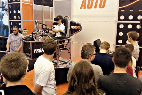 platforma 9d vr - targi ProfiAuto Show 2017 wynajem atrakcji